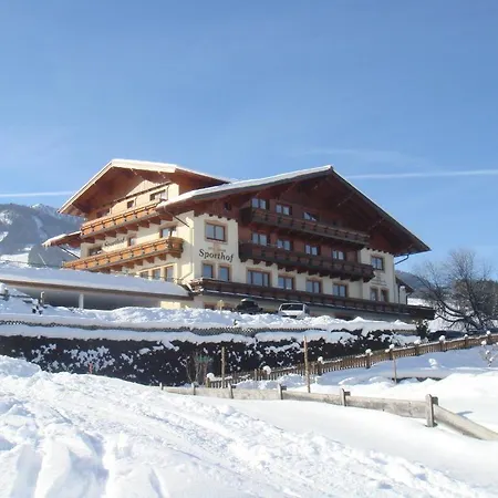 Sporthof فندق